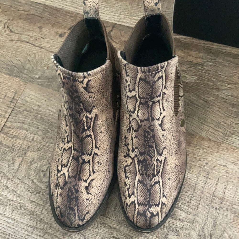 MIA shoes